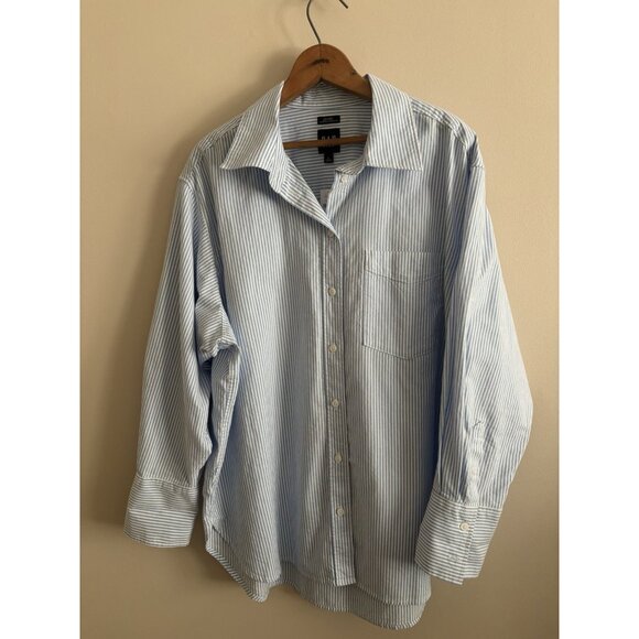 NWT GAP White Blue Striped  Cotton Poplin Oversized Button-Up Big Shirt Large - Picture 2 of 11